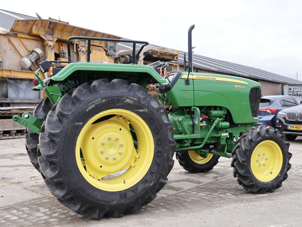 John Deere 5050 D - Image 3
