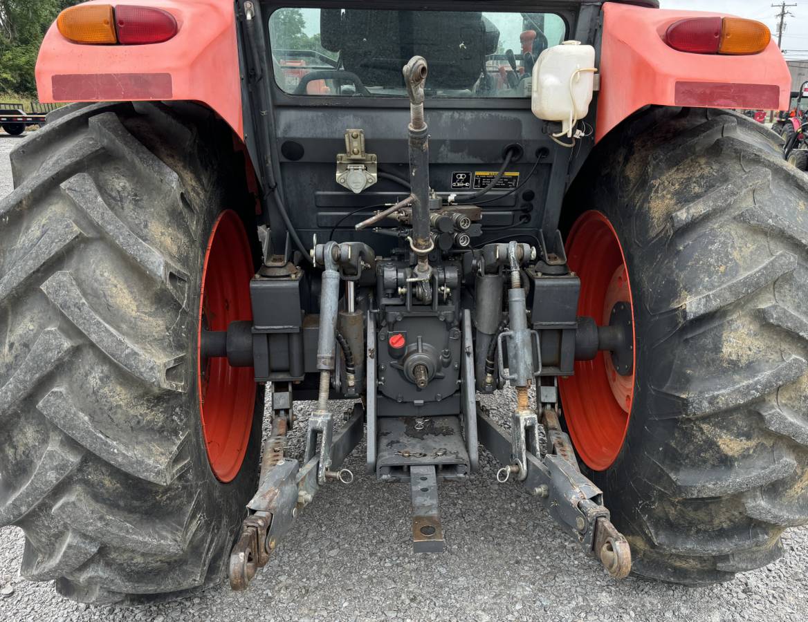 Kubota M7040 - Image 6