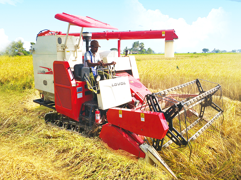LOVOL AF88G Combine Harvester