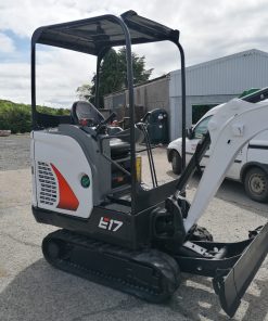 Alternative view of Bobcat E17